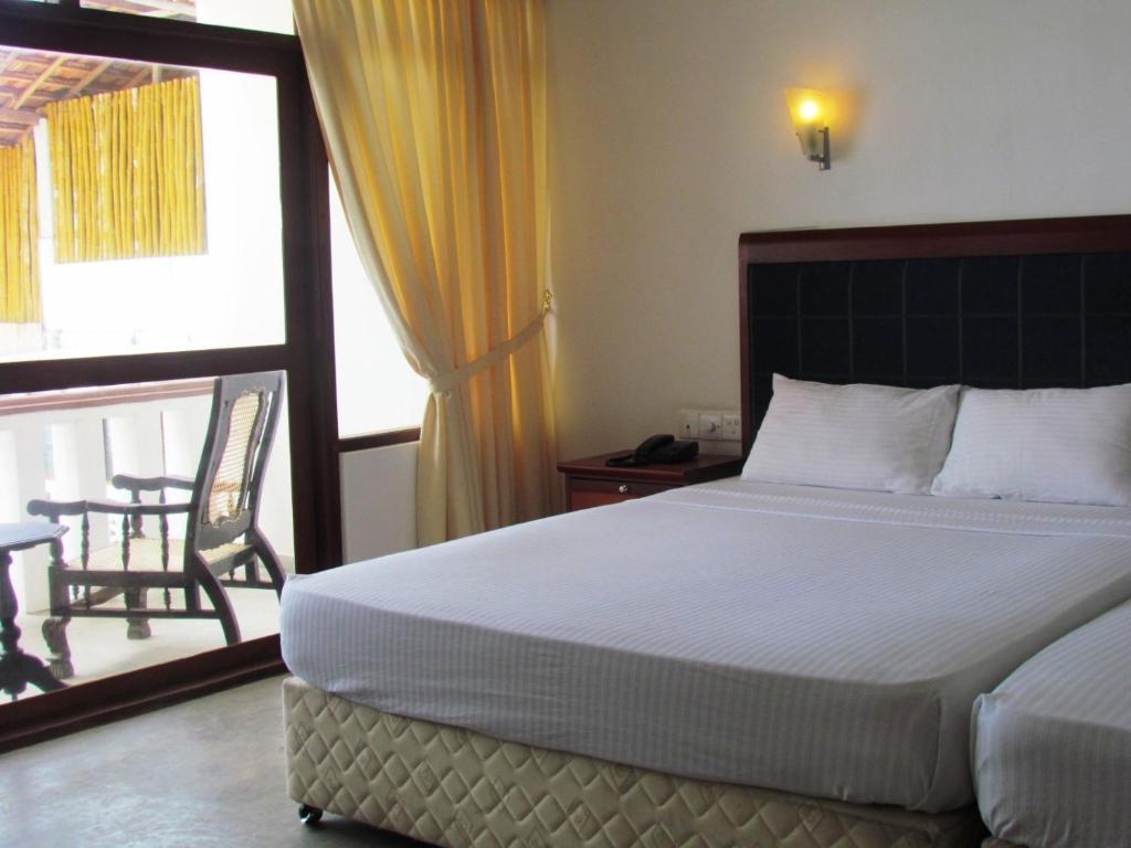 Miltons Beach Resort Unawatuna Esterno foto