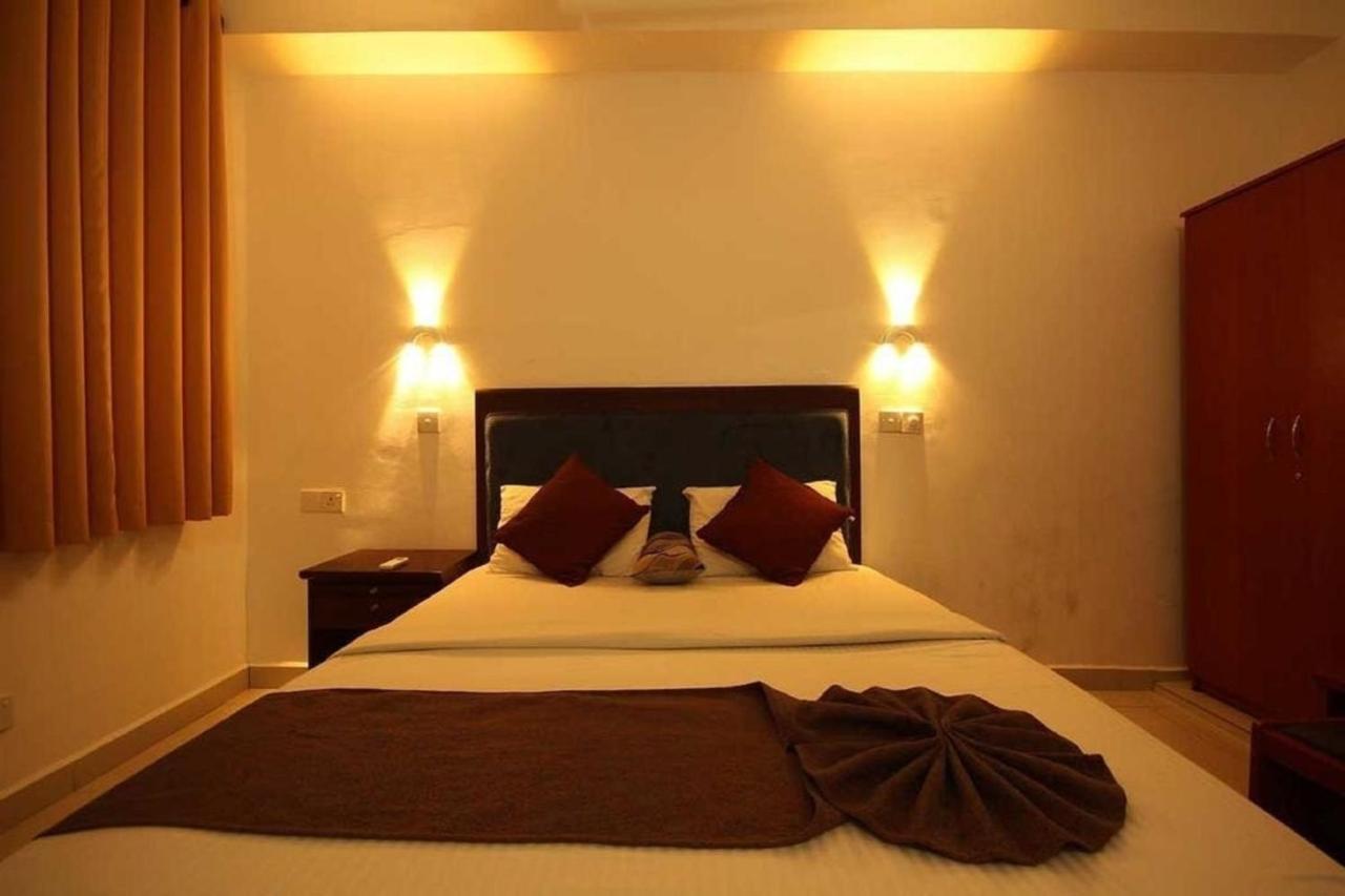 Miltons Beach Resort Unawatuna Esterno foto